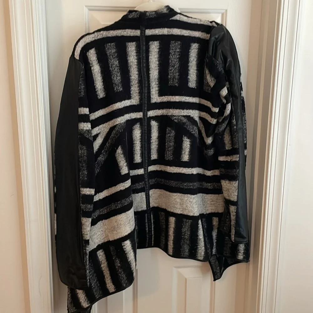 Inc fleece vegan leather blazer size L - Picture 3 of 3